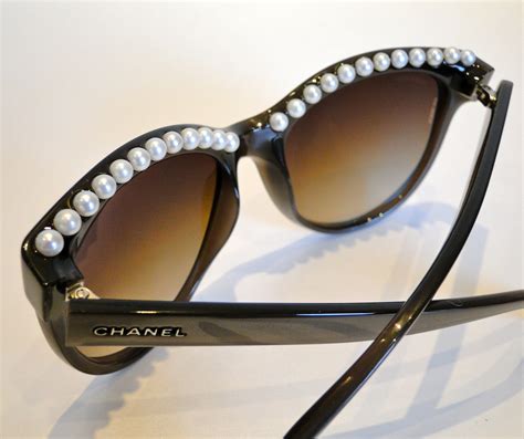 womens chanel blue lens sunglasses with pearls on side|chanel sunglasses with white trim.